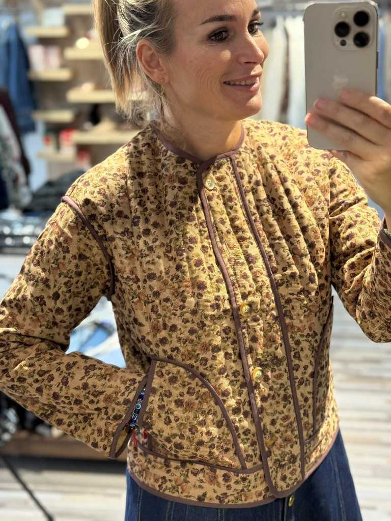 Chaqueta Conchi